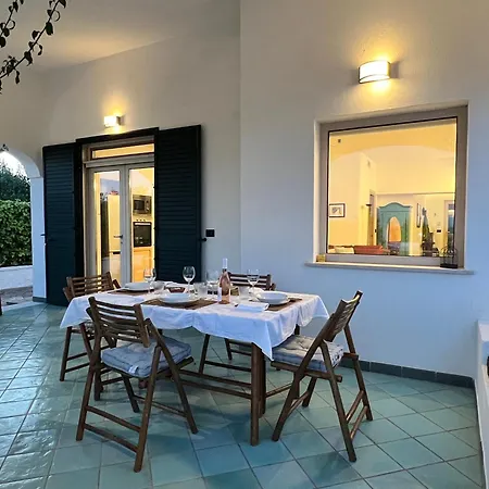Bloom - Panoramic Saltwater Pool & Trullo
