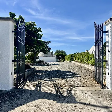 Bloom - Panoramic Saltwater Pool & Trullo Ostuni