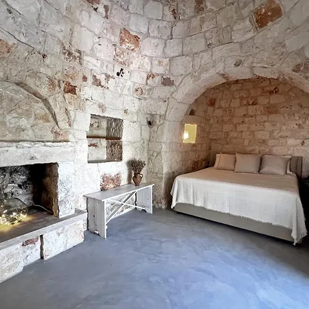 Bloom - Panoramic Saltwater Pool & Trullo Ostuni