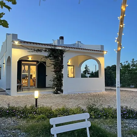 Bloom - Panoramic Saltwater Pool & Trullo Villa