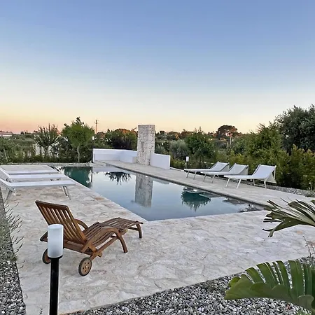 Bloom - Panoramic Saltwater Pool & Trullo *